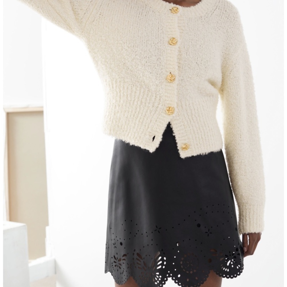 Boucle knit cropped cardigan